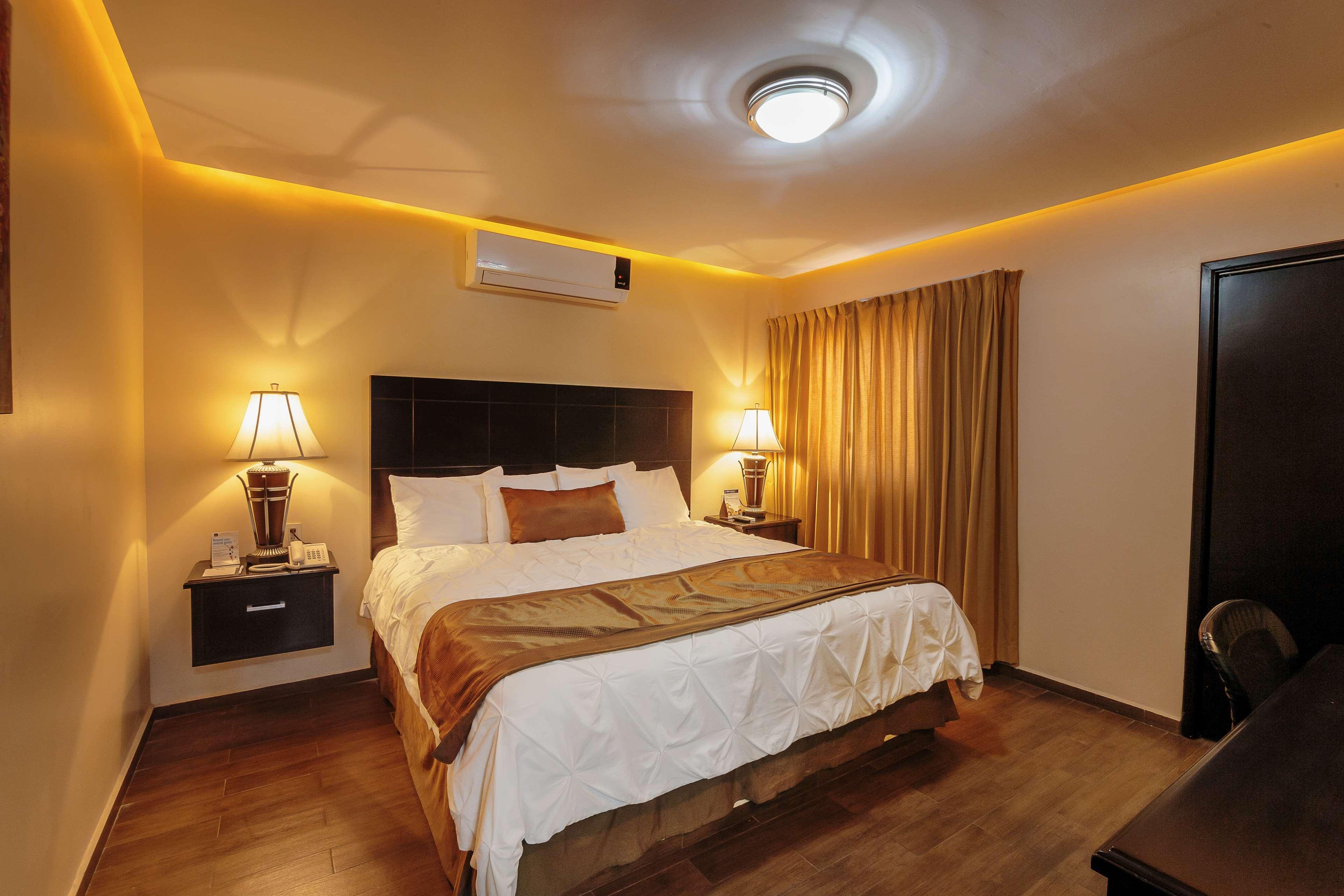 เบสต์ เวสเทิร์น พลัส ซาน คอร์เค Hotel ซิวดัด โอเบรกอน ภายนอก รูปภาพ