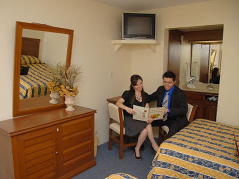 เบสต์ เวสเทิร์น พลัส ซาน คอร์เค Hotel ซิวดัด โอเบรกอน ภายนอก รูปภาพ