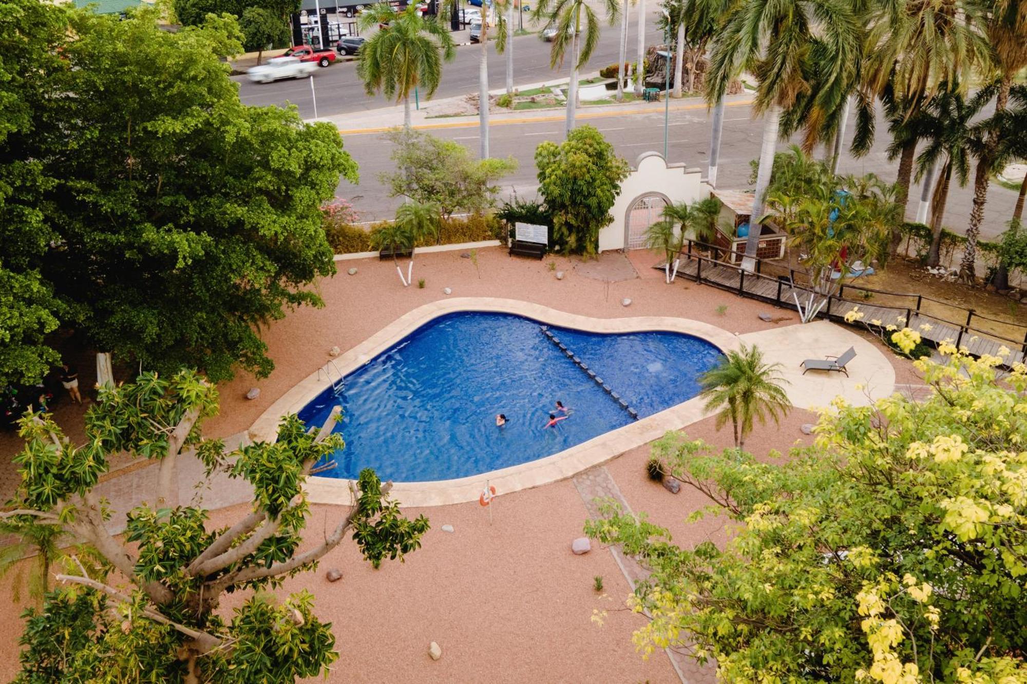 เบสต์ เวสเทิร์น พลัส ซาน คอร์เค Hotel ซิวดัด โอเบรกอน ภายนอก รูปภาพ
