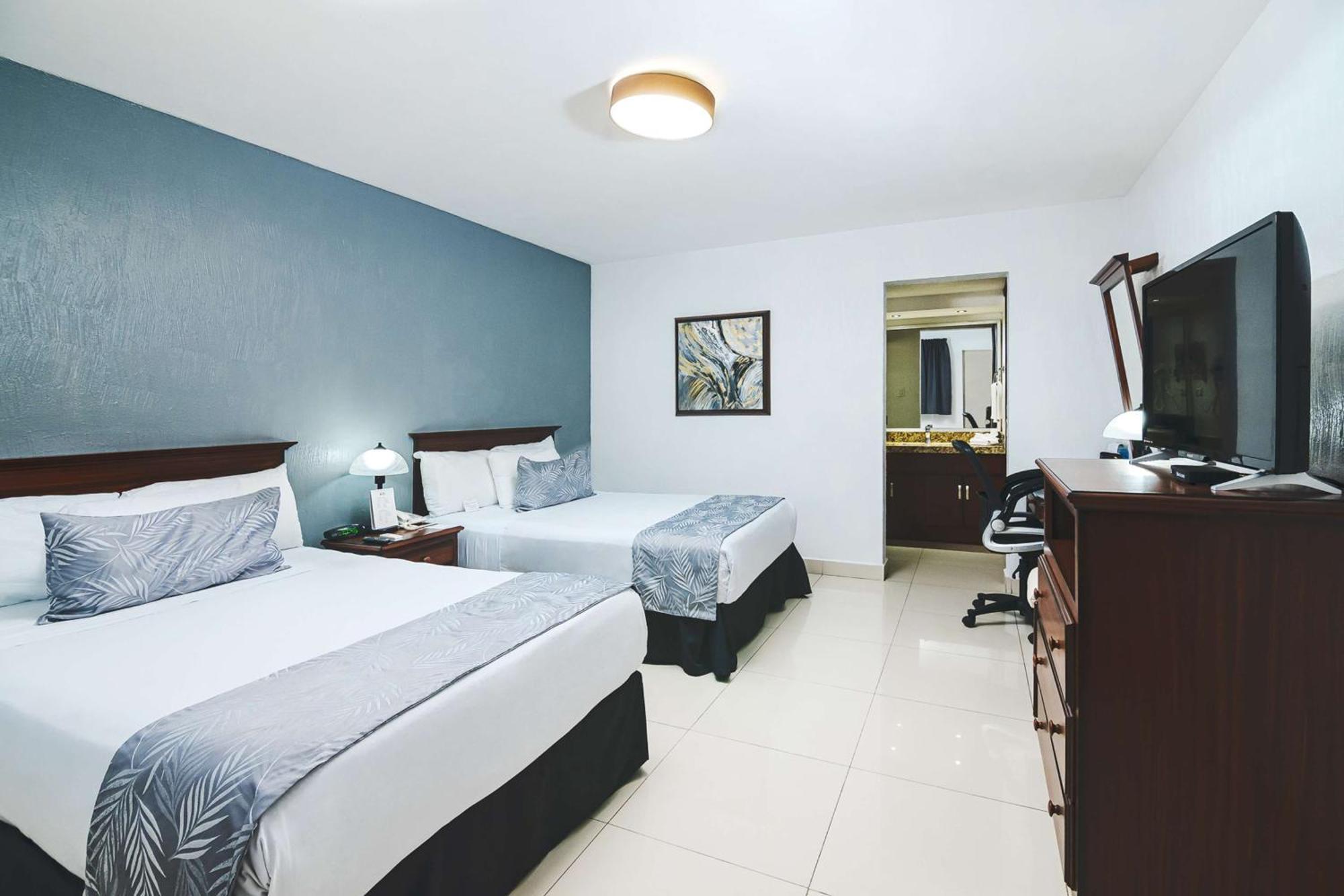 เบสต์ เวสเทิร์น พลัส ซาน คอร์เค Hotel ซิวดัด โอเบรกอน ภายนอก รูปภาพ