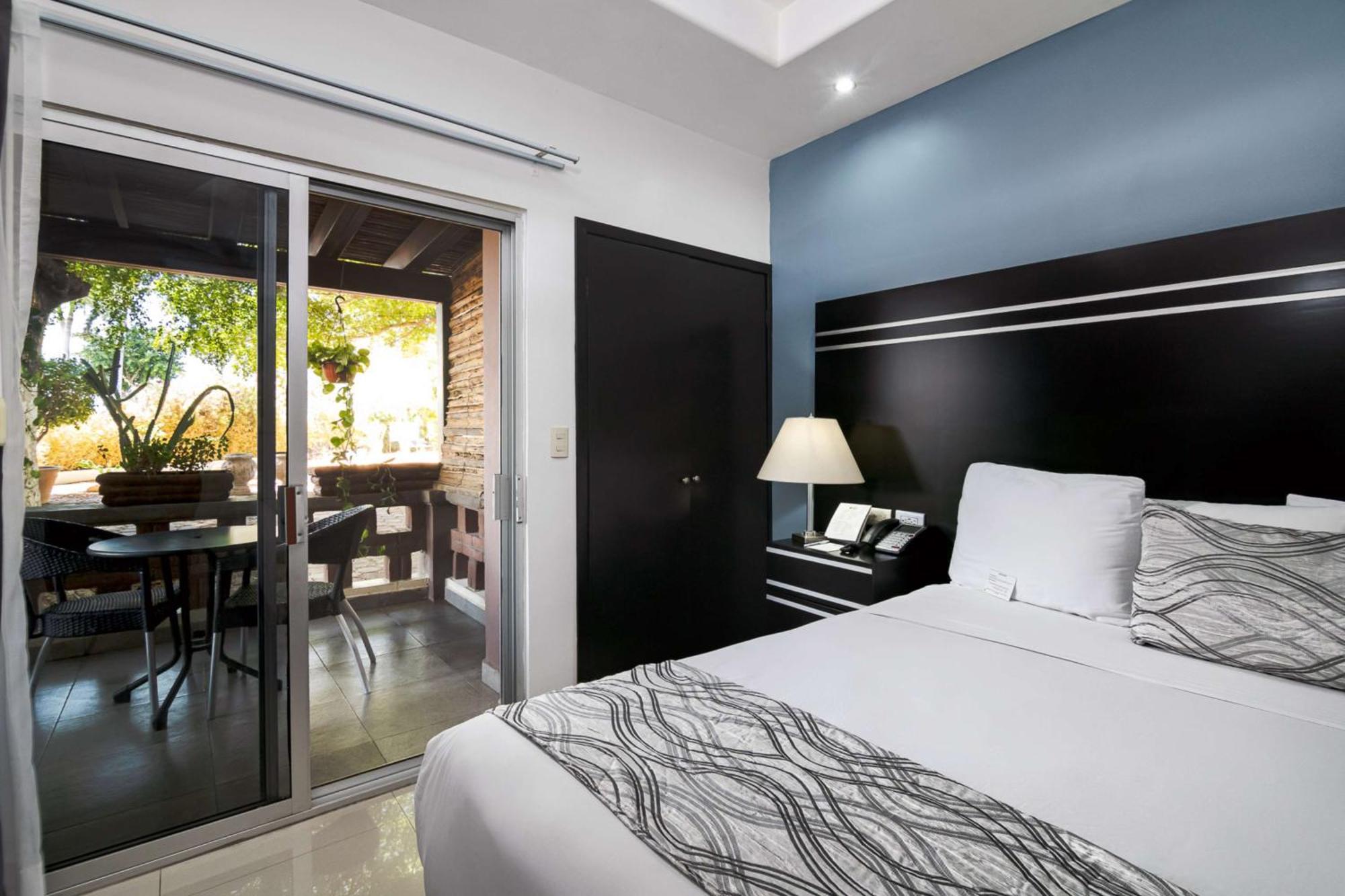 เบสต์ เวสเทิร์น พลัส ซาน คอร์เค Hotel ซิวดัด โอเบรกอน ภายนอก รูปภาพ